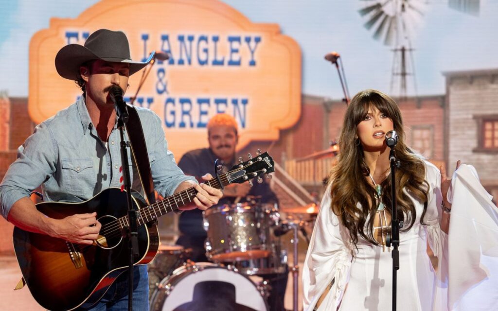 are-ella-langley-and-riley-green-actually-dating